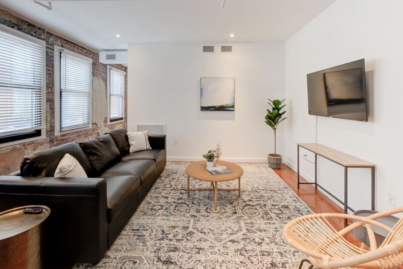 Smart TV, Netflix, streaming services