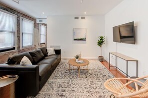 تلفزيون ذكي، برامج وأفلام نتفليكس، خدمات بث