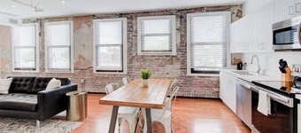 Prime Downtown Hub | Walk to Beale, Culture & Eats