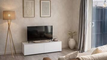 30-inch TV with digital channels