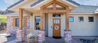 New Custom Suite Near Zion Park and Sand Hollow