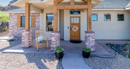 New Custom Suite Near Zion Park and Sand Hollow