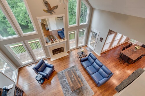 Cardinal's Nest - Secluded 9+ Acres, 3,000+ sq. ft., firepit in Columbia, TN