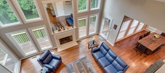 Cardinal's Nest - Secluded 9+ Acres, 3,000+ sq. ft., firepit in Columbia, TN