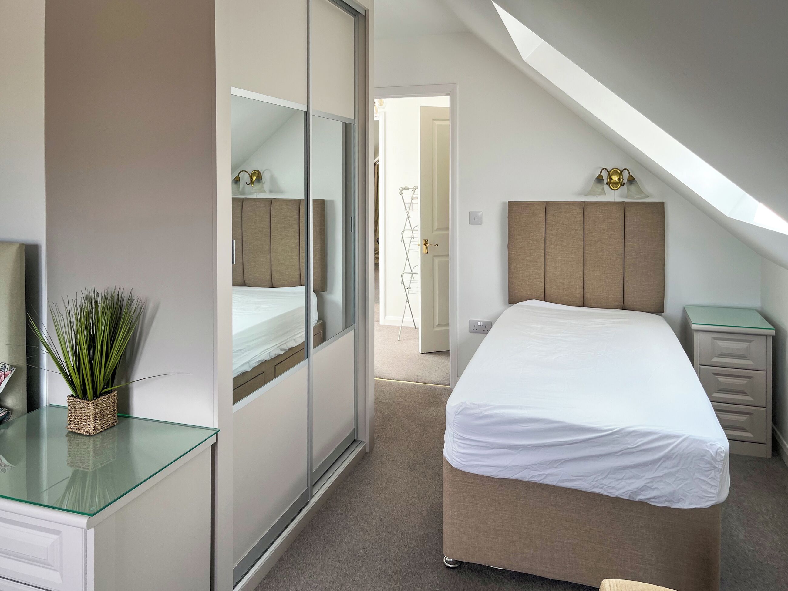5 chambres, Wi-Fi gratuit, draps fournis