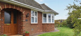 Beautiful tucked away property close to the town and beach.