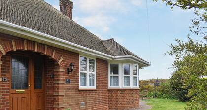 Beautiful tucked away property close to the town and beach.