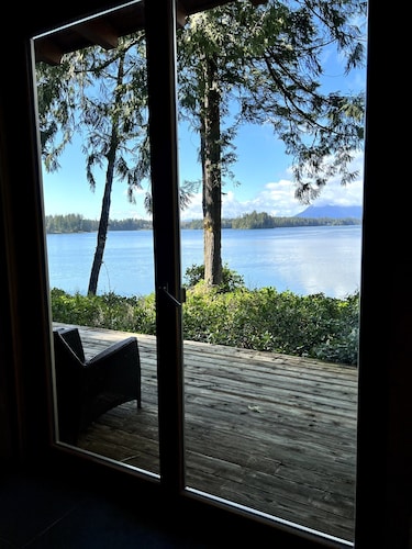 Coastal View-Rated top place to stay on the inlet!