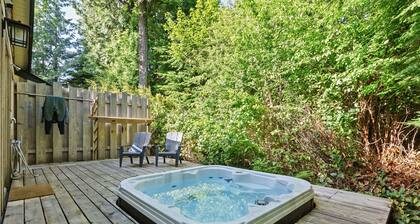 Fernwood By the Sea-N. Chesterman, Hot Tub, Surf