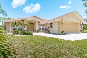 Casa (Captain`s Quarters) | Exterior