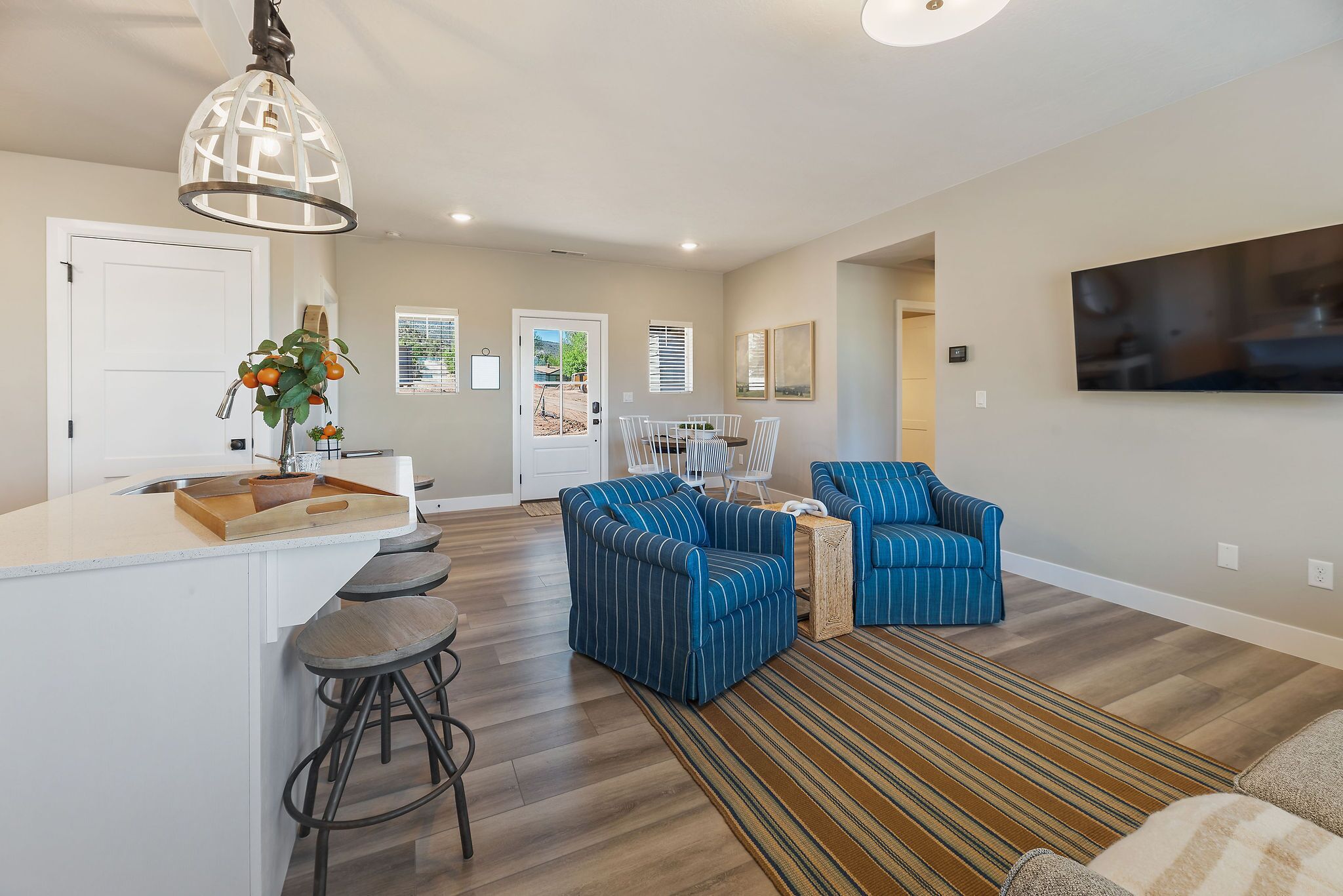 BLACK SHEEP INN Newly Constructed Suffolk #2 of 4 Units 