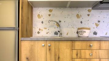 Privékeuken | Een koffiezetapparaat/waterkoker, een waterkoker, een broodrooster