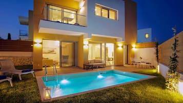 Private pool