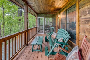 Property grounds - Sunrise View-10 Min to Blue Ridge,Hot Tub-3 BR (Blue Ridge)