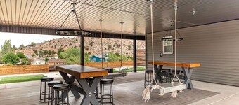 BLACK SHEEP INN Newly Constructed Hampshire #3 of 4 Units