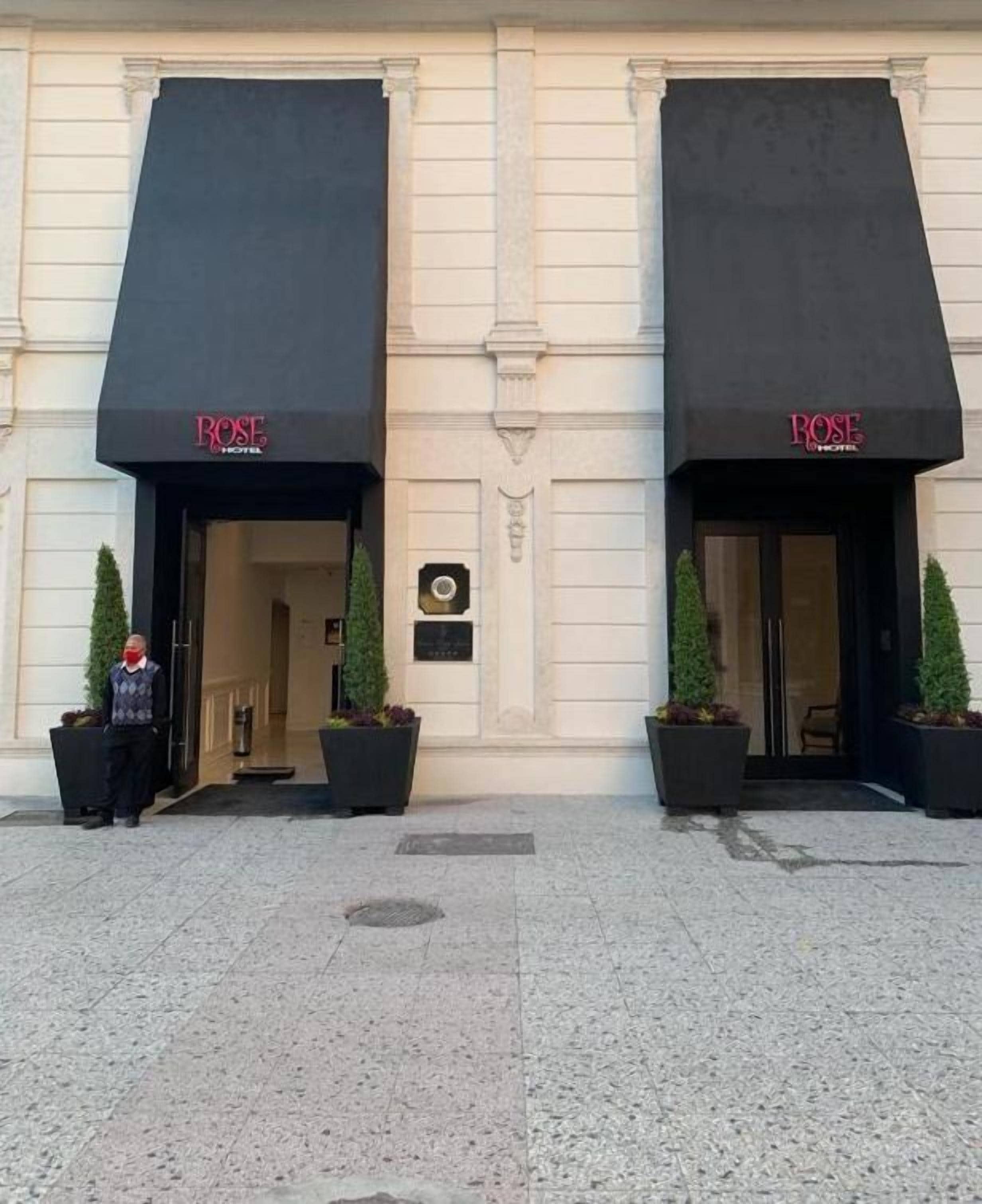 Photo - Rose Hotel