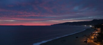 Gated 3 bedroom 3.5 bathroom home in Malibu with pool!