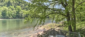 Lakeview Escape w/ Direct White River Access!