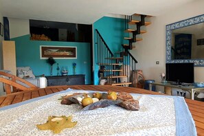 Interior - The Biker's Hut, Appartamento con Piscina e Deposito Bici (FINALE LIGURE)