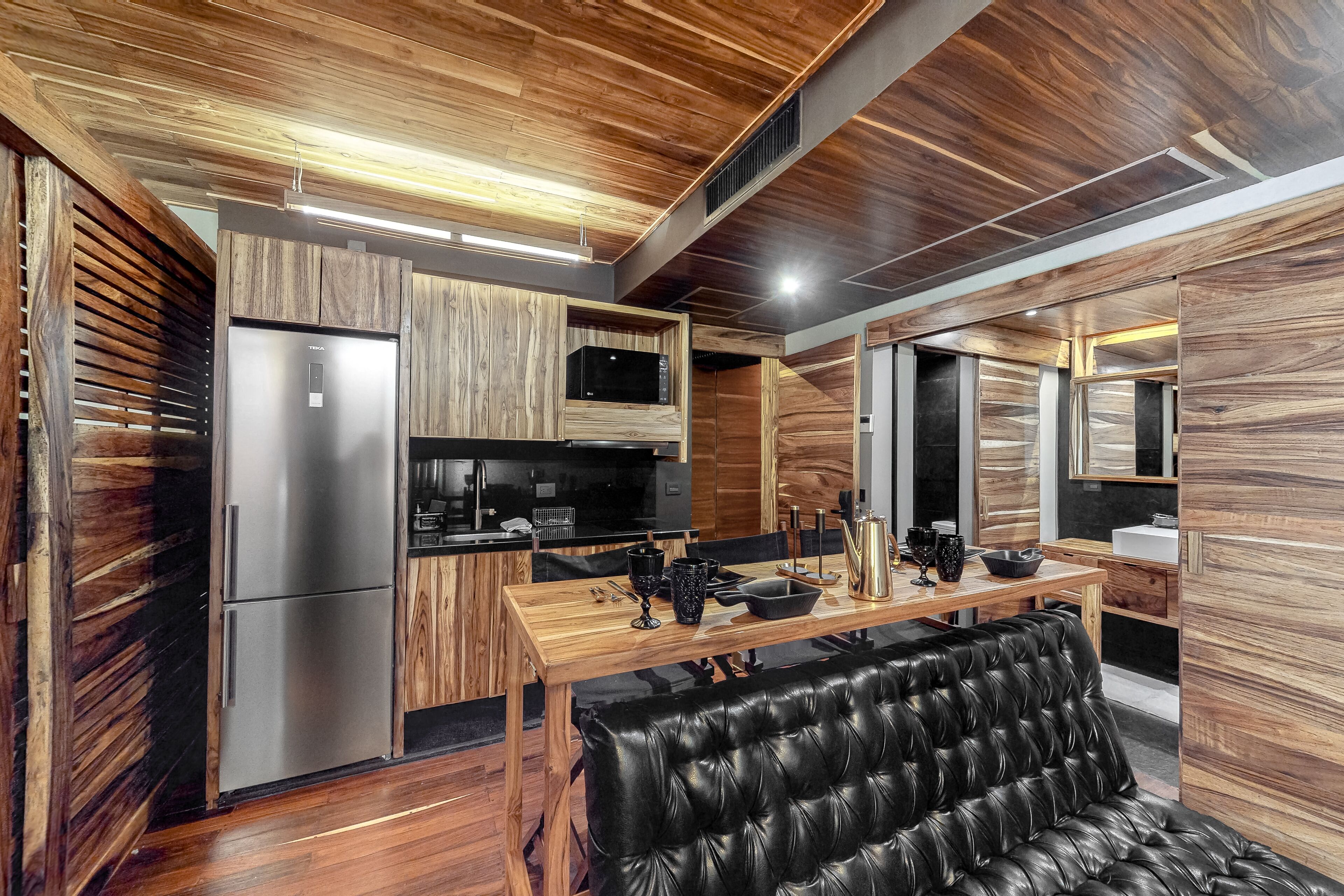 Inviting Second-Floor Apt. w/Free WiFi, Shared Rooftop Pool, Central A/C, Gym