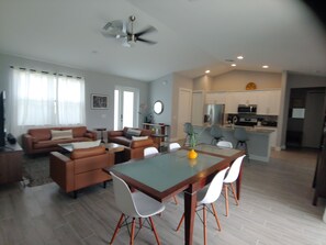 Smart TV, fireplace, offices, printers
