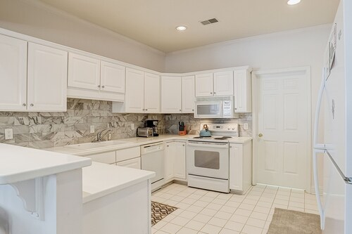 Dreamy Island Home Near the Beach W/ Shared Pool, Golf On-site & Lagoon View