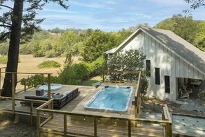 Terrace/patio - Calistoga Cottage - Hot Tub and Tastings Included (Calistoga)