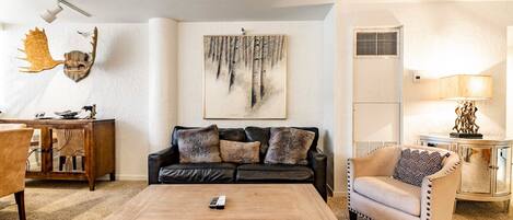 Televisor intel·ligent, llar de foc i reproductor de DVD