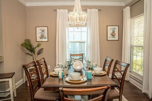 Dining - Walk2Beach! 4BR,GolfCart, 4Bikes,Pool, PetsOK (Santa Rosa Beach)
