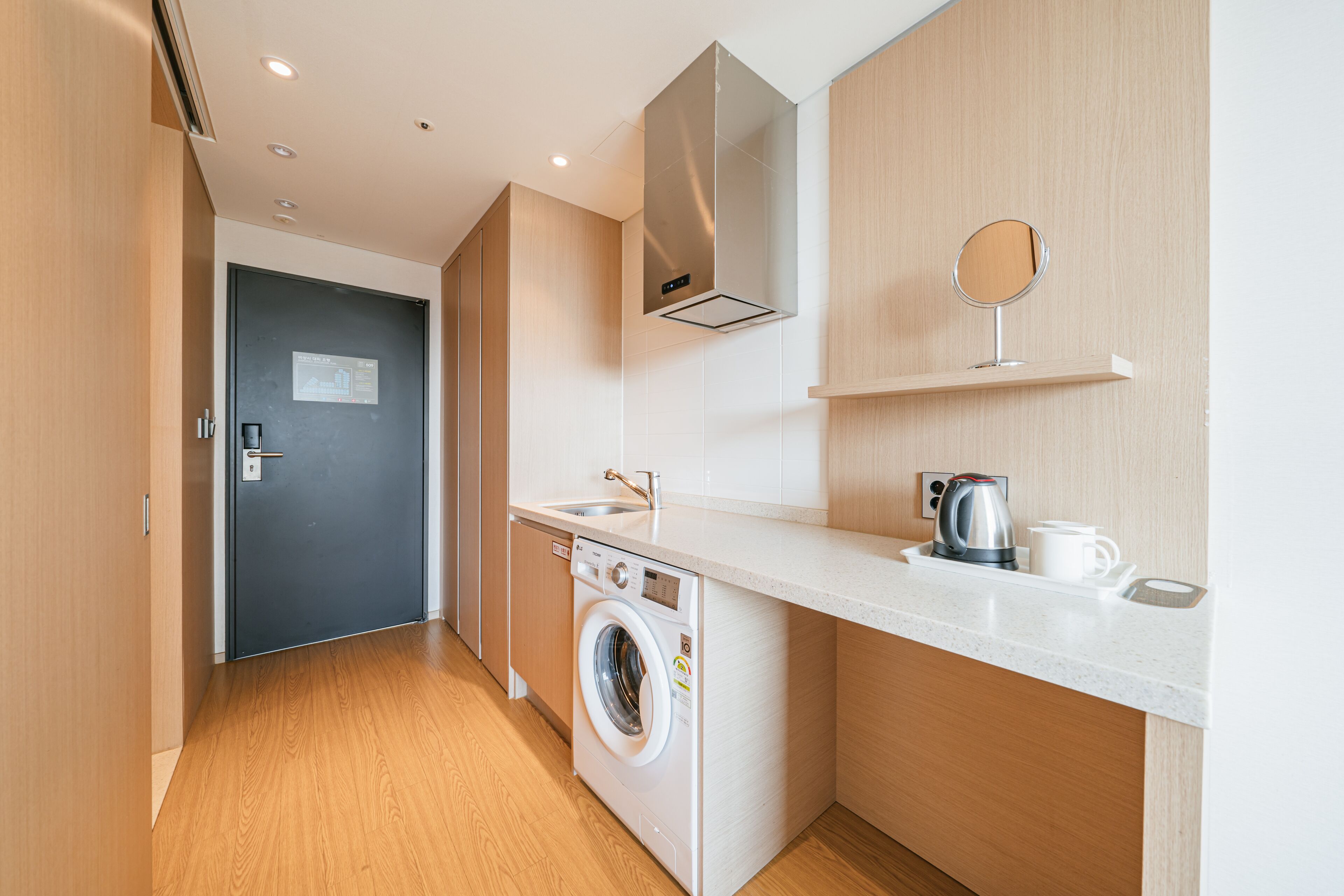 deluxe twin room | in-room safe, blackout curtains, free wifi, bed sheets