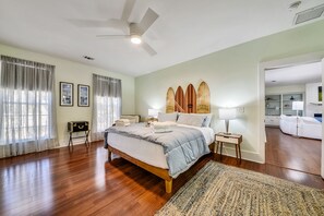 2 habitaciones, tabla de planchar con plancha y cuna de viaje 