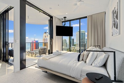 Encore Broadbeach