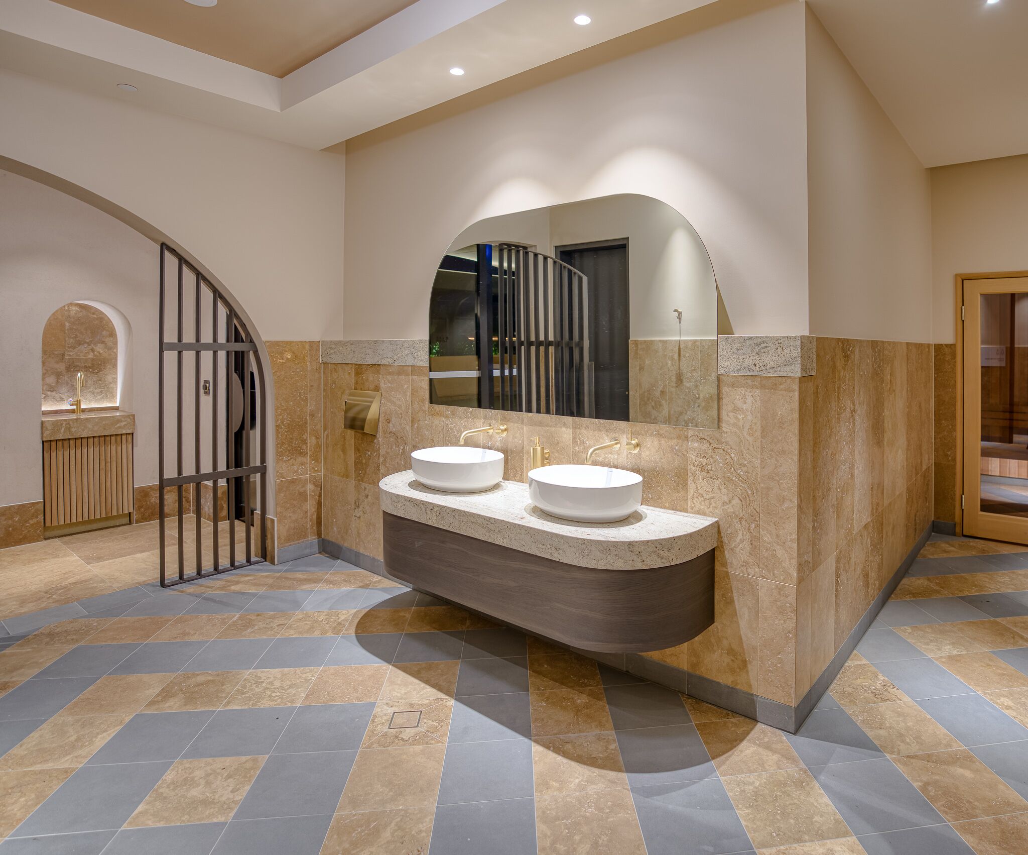 Encore Broadbeach — image 22