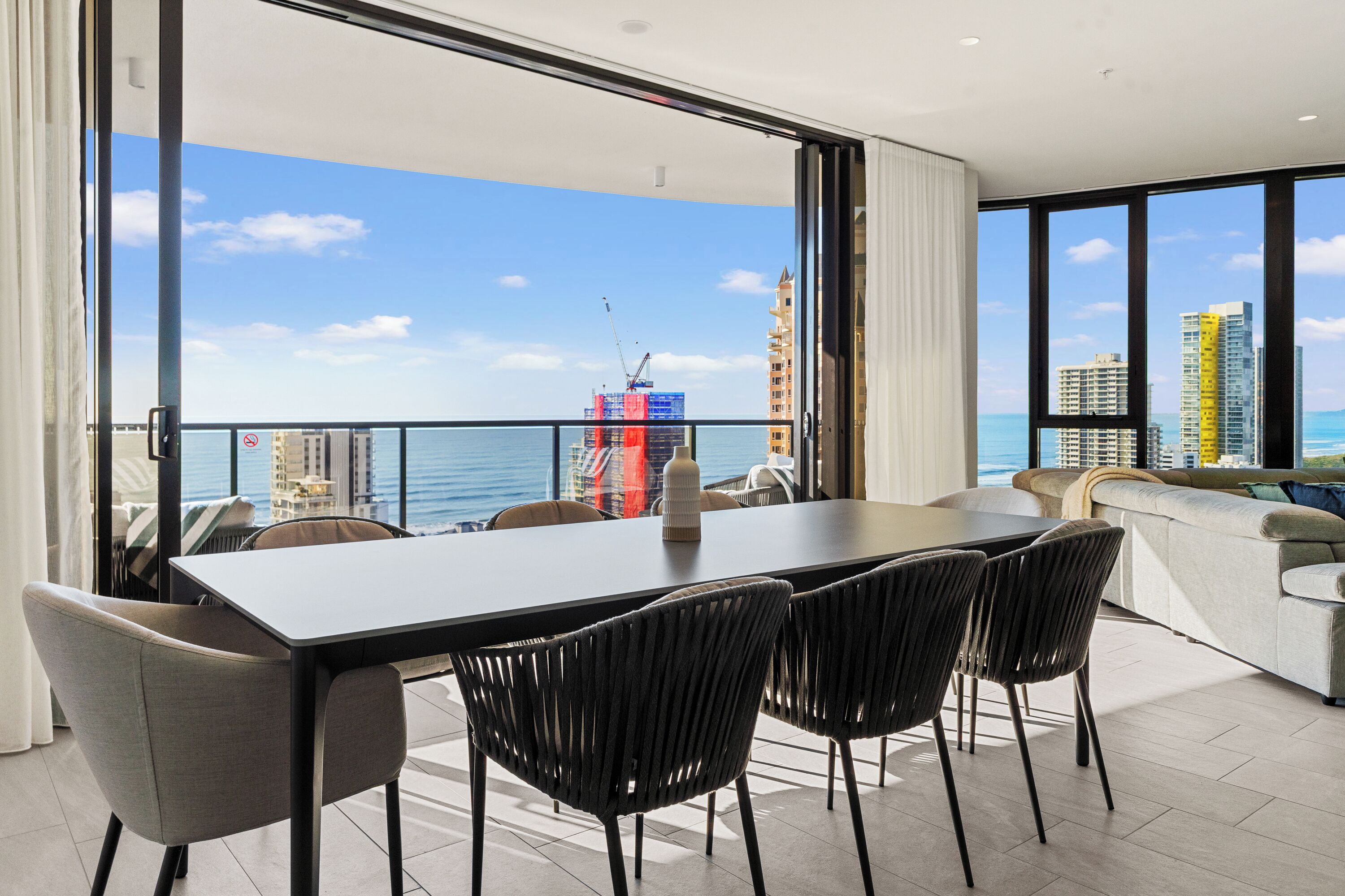 Luxury-Apartment, 3 Schlafzimmer, Nichtraucher, Meerblick | Eigene Küche | Großer Kühlschrank, Mikrowelle, Ofen, Herdplatte