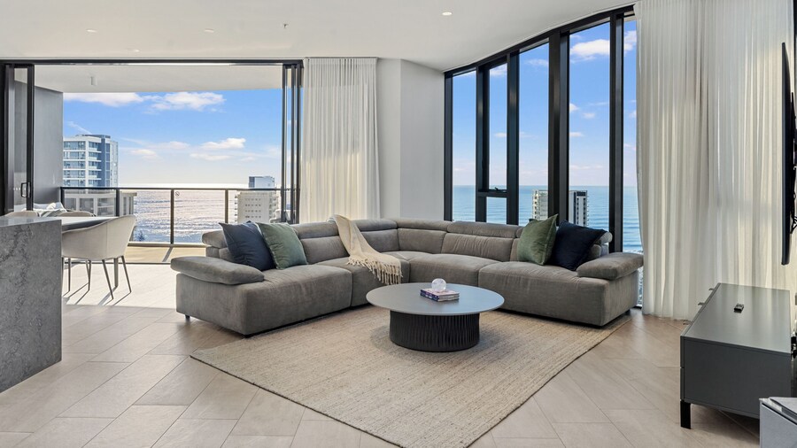Encore Broadbeach