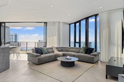 Encore Broadbeach