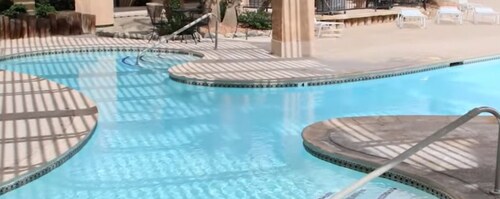 Lovely House in Gated Family Resort with Heated Mineral Pools and Spas