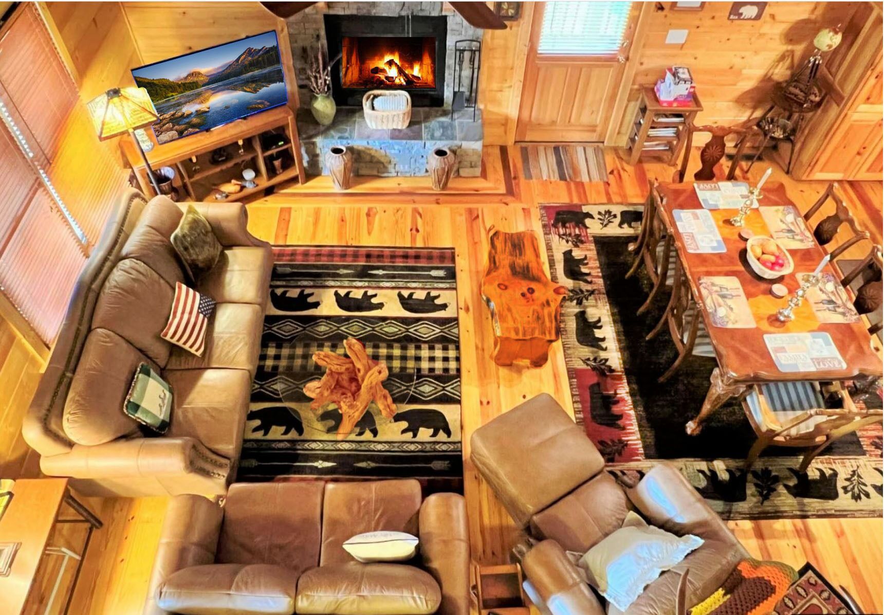 ✨KAYAKS✨River TUBES✨Pool table✨Mounts & ✨Antique Decor!