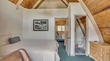 3 bedrooms, travel crib, free WiFi, bed sheets