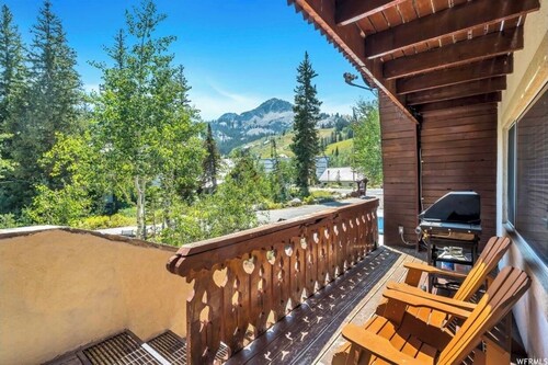 Chalet at Brighton is the perfect value ski in-out mountain basecamp retreat