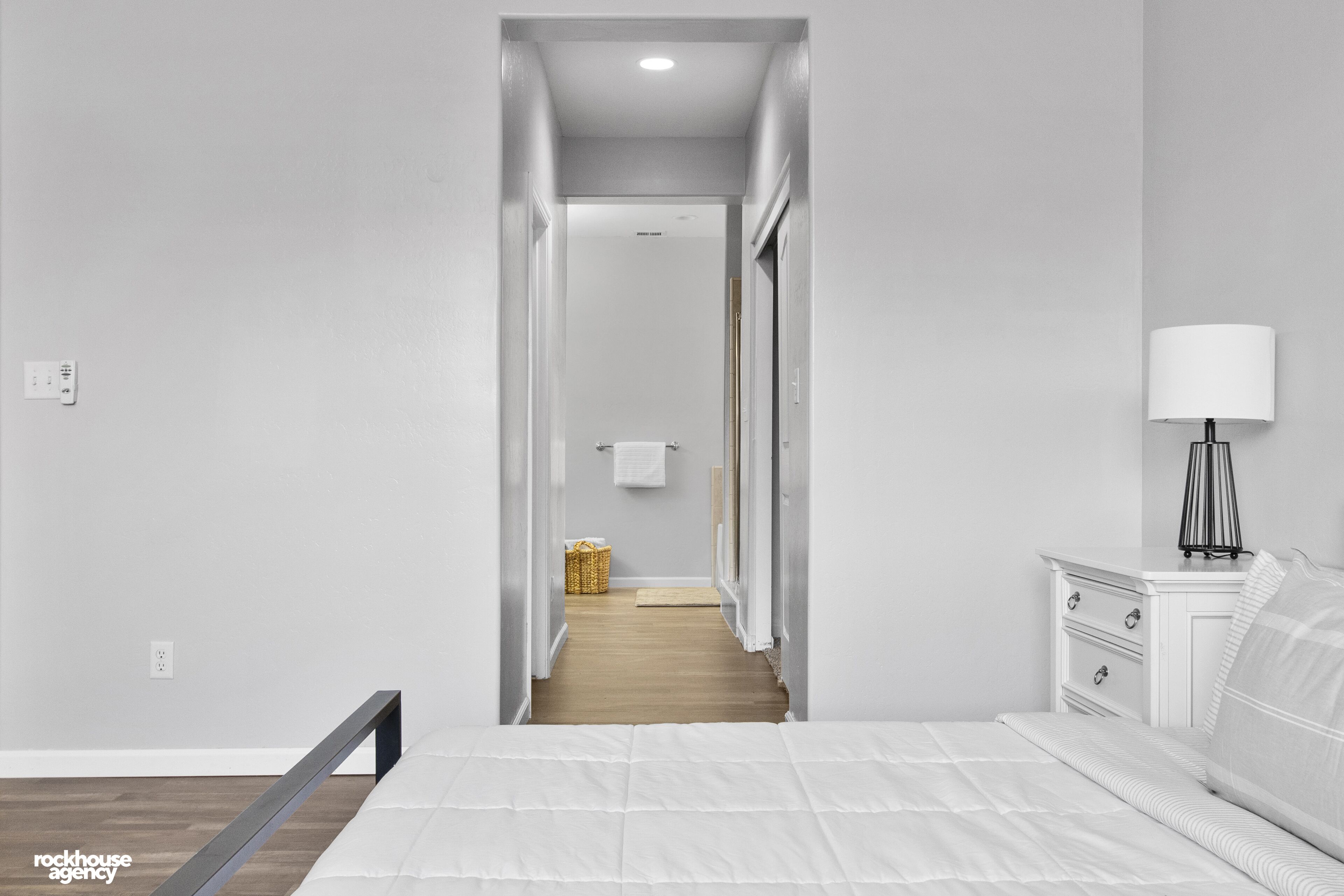 NW Farmhouse - The Perfect Place To Stay!