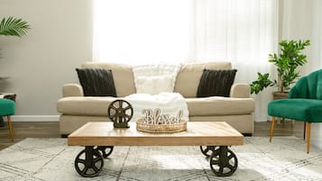 Smart TV, fireplace, offices