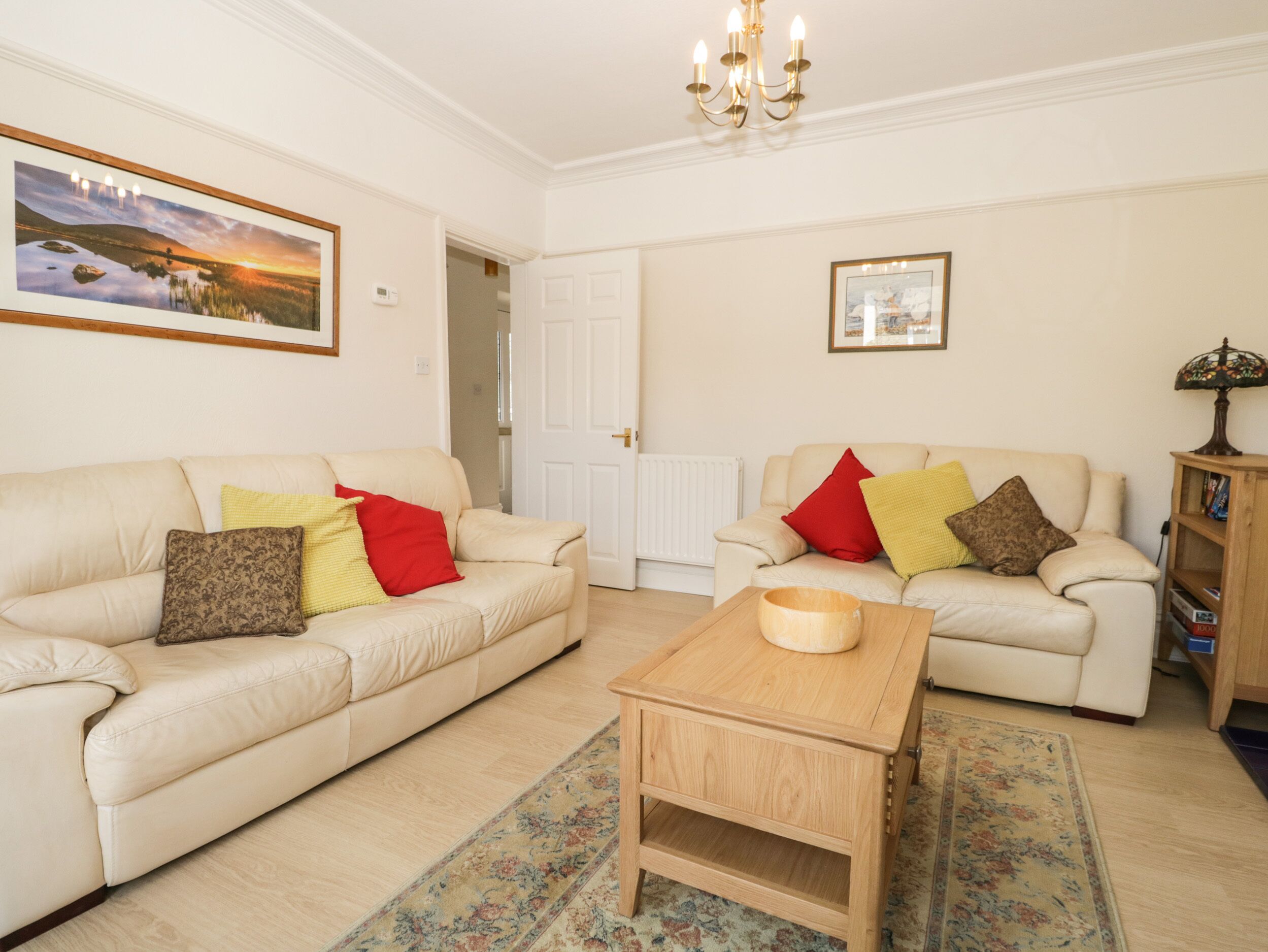 SILVERTHWAITE, family friendly, with a garden in Windermere