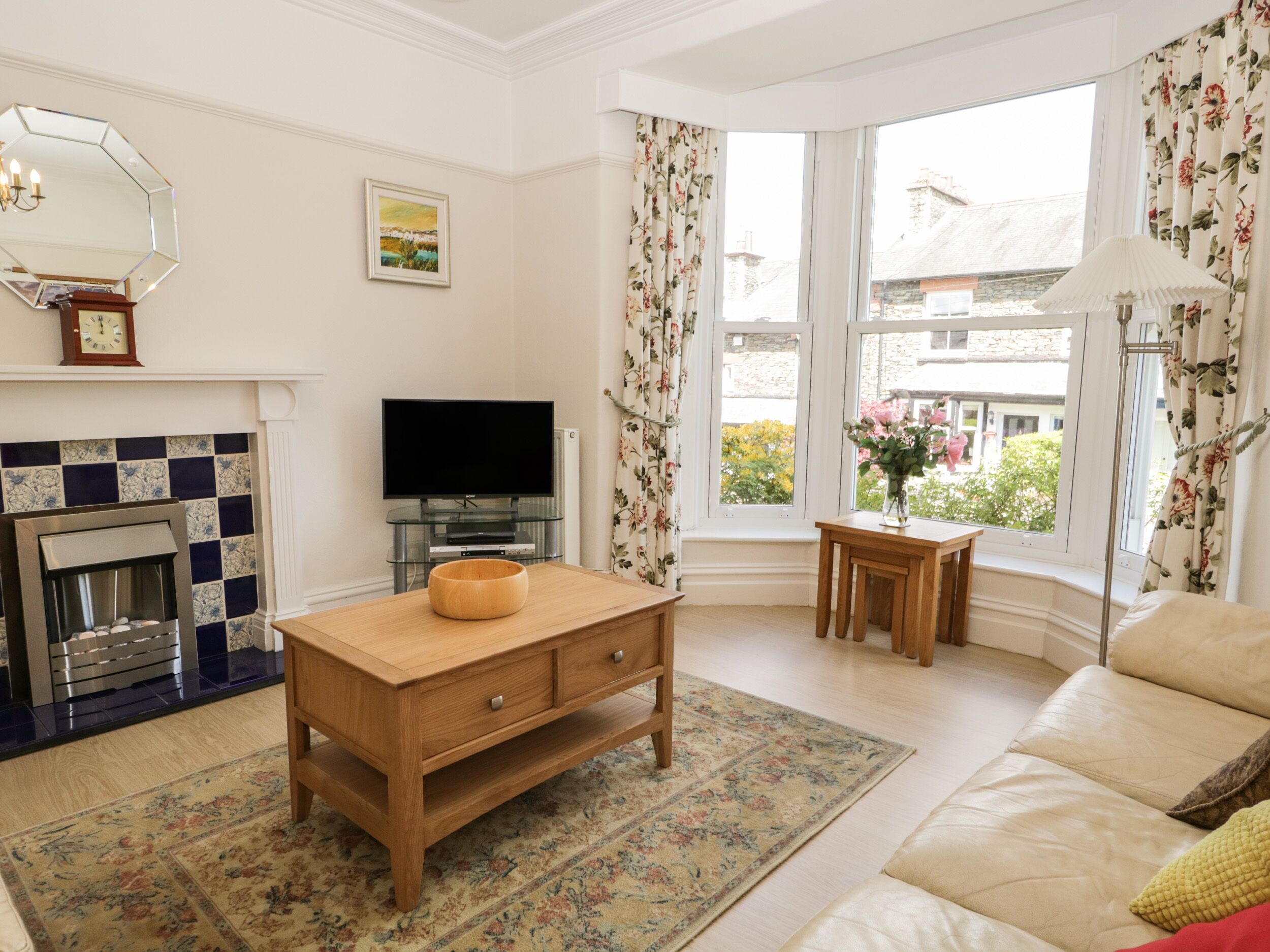 SILVERTHWAITE, family friendly, with a garden in Windermere