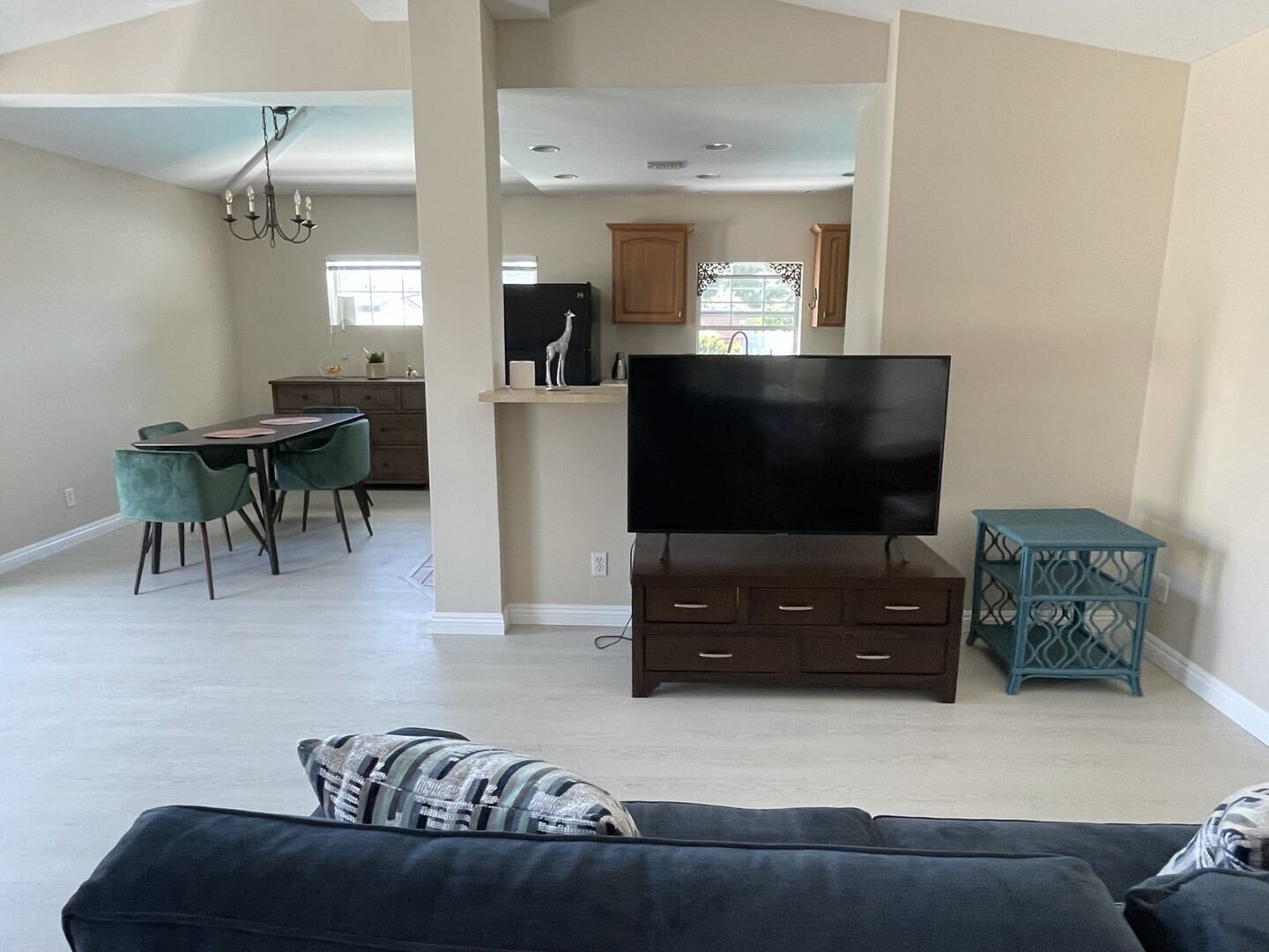 Entire guest house with access to pool area