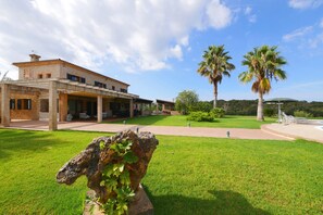 Property grounds - Casa Els Mitjans with Pool and Wi-Fi (ARTA)