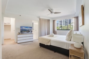 Standard Apartment, 3 Bedrooms, Garden View | 2 bedrooms, individually decorated, individually furnished