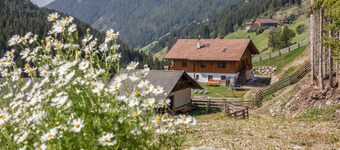 Apartment "Radlspitz - Maurerhof" with Mountain View, Wi-Fi & Garden