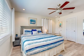 2 bedrooms, desk, iron/ironing board, free WiFi