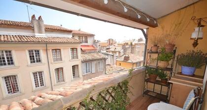 Duplex historical center balcony with view and air conditioning